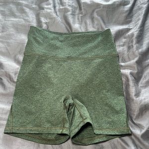 Forrest green/ black marl FLEO shorts